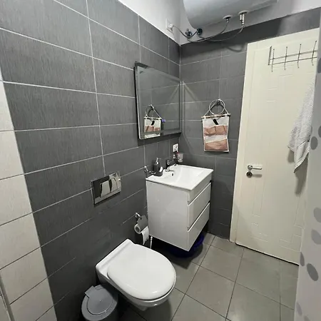 Salty Flat At Gjiri Lalzit Ferienhaus Fushe-Drac