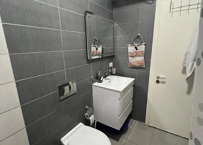 Salty Flat At Gjiri Lalzit Ferienhaus Fushe-Drac